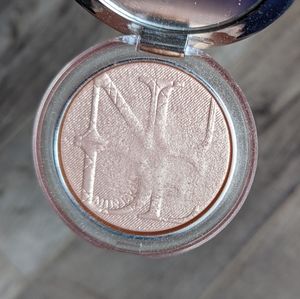 Dior nude luminizer shade 01